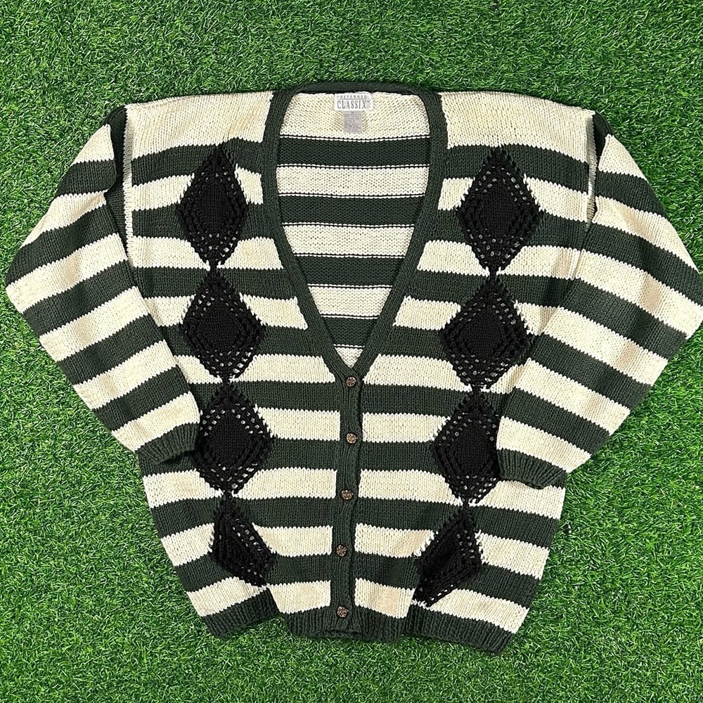 Vintage 90’s Preferred classics diamond lined knit sweater